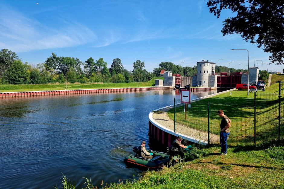 Przedłużono zakaz korzystania z wód Kanału Gliwickiego na odcinku do śluzy Rudziniec (fot. katowice.uw.gov.pl)