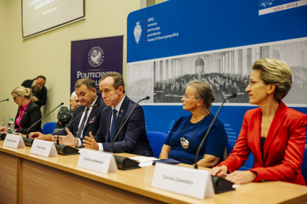 Posiedzenie wyjazdowe Komisji Nadzwyczajnej ds. Klimatu w Koszalinie (Fot. Łukasz Kamiński/Kancelaria Senatu)