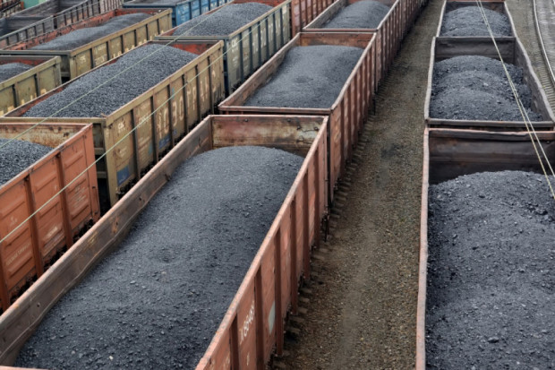 "W pierwszym kroku Ukraina uwolniła dla Polski 100 tys. ton węgla" - poinformował szef KPRM (Fot. Shutterstock)