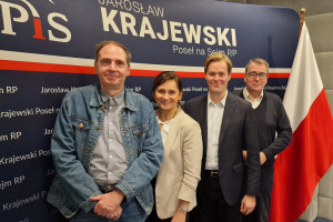W związku ze zmianą szefa klubu radnych PiS nastąpiła też zmiana w prezydium Rady Warszawy (fot. FB/Jarosław Krajewski)