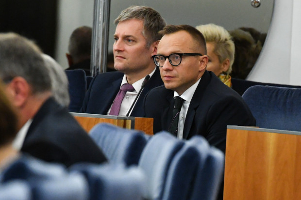 Wiceminister Soboń zdementował medialne doniesienia o planowanych zmianach w 500 plus (fot. PAP/Piotr Nowak)