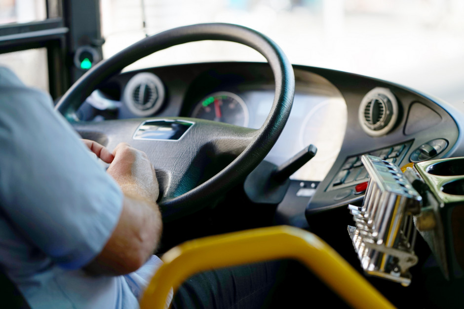 Uwagi IGKM dotyczą kontrolowania m.in. kierowców autobusów (fot. Shutterstock.com)