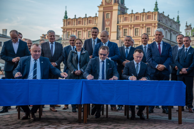 Sławków otrzyma 250 mln zł dotacji do budowy drogi do Euroterminalu (fot. PAP/Wojtek Jargiło)