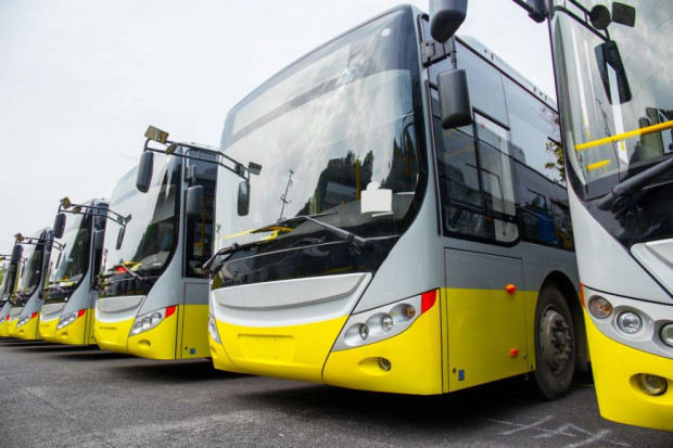 Z danych GUS wynika, że w ostatnich latach liczba kursów autobusowych znacząco spadła. (Fot. gdansk.uw.gov.pl)