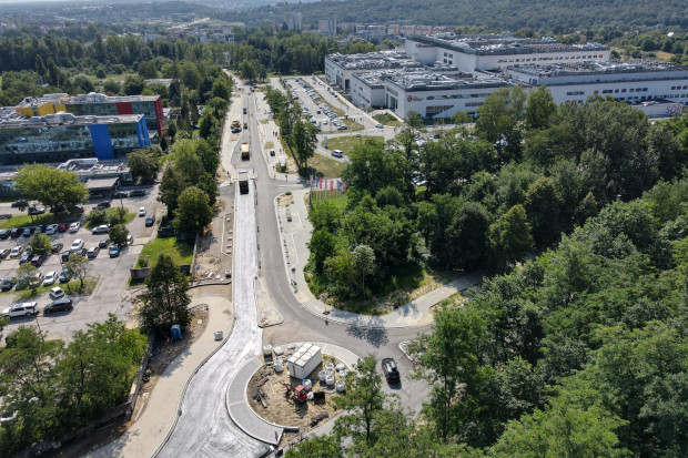 Zdaniem Michała Wolańskiego należy tak zorganizować przestrzeń, żeby podróżowanie było ograniczone do minimum (Fot. Zarząd Inwestycji Miejskich w Krakowie)