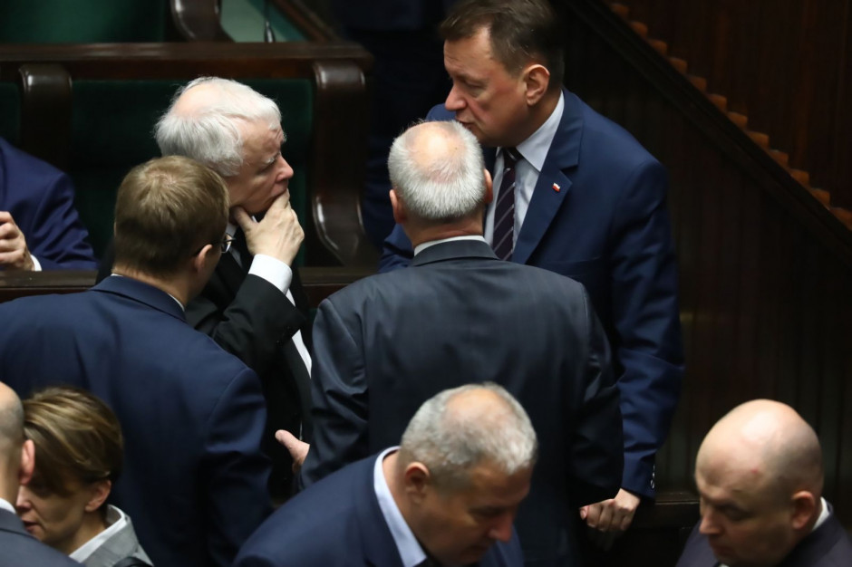 Posłowie przegłosowali część poprawek Senatu (fot. PAP/Tomasz Gzell)