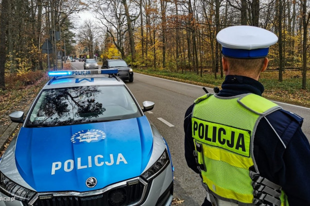 25 ofiar, 326 osób rannych w wypadkach na drogach w czasie długiego świątecznego weekendu  (fot. policja.pl)