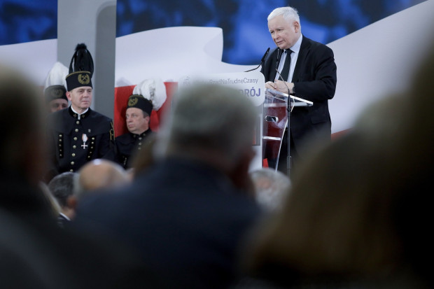 Prezes PiS Jarosław Kaczyński w Jastrzębiu-Zdroju. (Fot. PAP/Tomasz Wiktor)