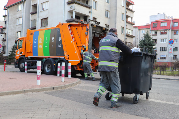 Ponad 60 proc. odpadów odbierają od mieszkańców firmy z prywatnym kapitałem (fot. mpo.com.pl)