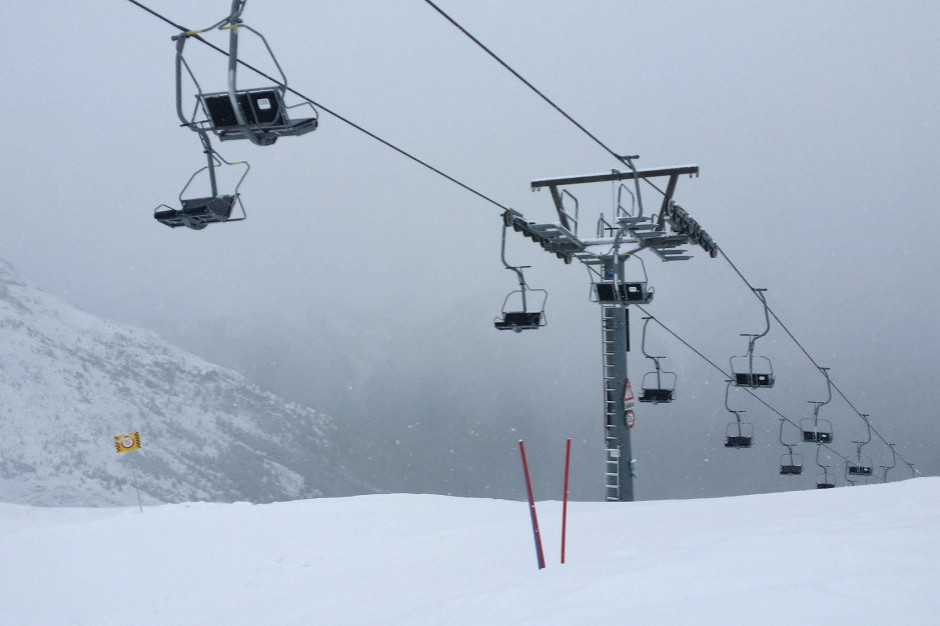 Już 16 grudnia ruszą wyciągi narciarskie w największym w Beskidach ośrodku (fot. pixabay)