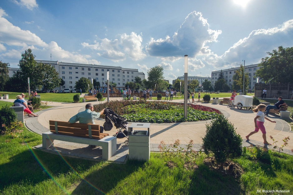 Postawiliśmy na miasto przyjazne, zielone, by ludzie chcieli w nim mieszkać, spędzać czas - mówi Rafał Piech(fot. UMSŚ)