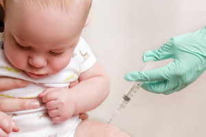 Małe dzieci będą szczepione preparatami Pfizera lub Moderny (fot. Pixnio/ Amanda Mills, USCDCP)