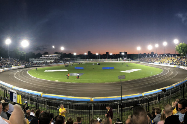 Oczywistym wydaje się, że największą ofertę sportową mają dla swoich mieszkańców kibiców duże miasta (fot. wikipedia.org/Cynko/CC BY-SA 4.0)