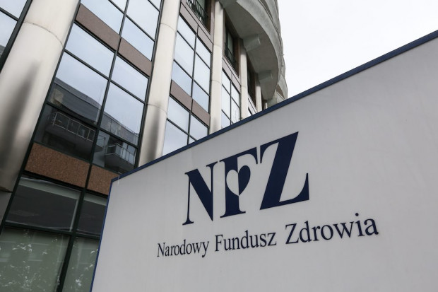 NFZ przeznaczy dodatkowe 915 mln zł na leczenie pacjentów (Fot. PAP/Paweł Supernak)