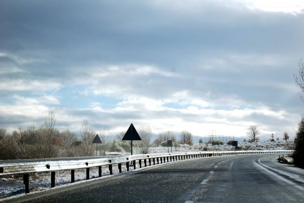 Należy kupić e-bilet autostradowy przed rozpoczęciem przejazdu płatnym odcinkiem autostrady. Można to zrobić z 60-dniowym wyprzedzeniem (fot. pixabay)