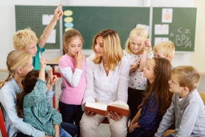 Nauczyciele bardziej deficytowi niż programiści
