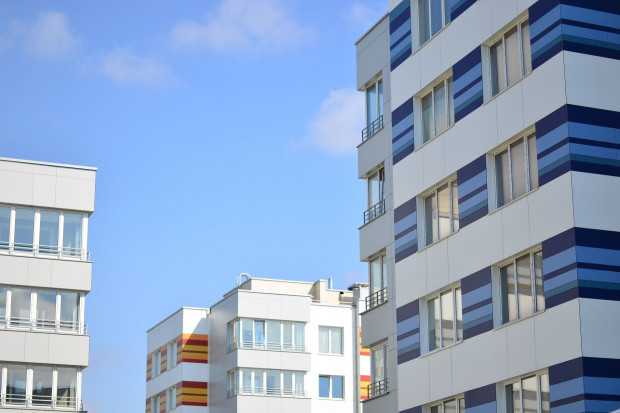 Mieszkania drożały siłą rozpędu w pierwszej połowie 2022 roku (fot. pixabay)
