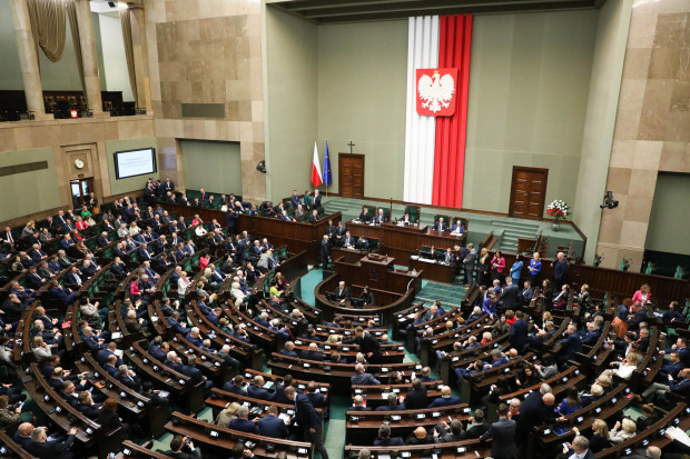 Sejm uchwalił nowelizację ustawy o Sądzie Najwyższym - to ważne dla odblokowana KPO (fot. sejm.gov.pl/Rafał Zambrzycki)