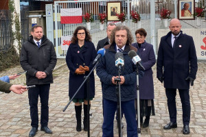 Samorządowcy apelują o wprowadzenie poprawek do ustawy o SN. Ich zdaniem łamie konstytucję