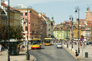 Zieloni przestawili swoją koncepcję strefy czystego transportu w Warszawie (Fot. Shutterstock.com)