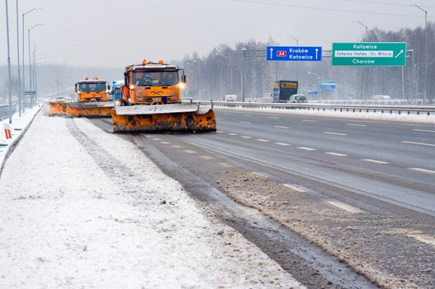 W wielu miejscach kierowcy muszą liczyć się z utrudnieniami  (fot. gov.pl)