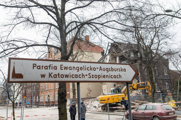 W wybuchu parafii w Katowicach zginęły dwie osoby (fot. PAP/Michał Meissner)