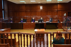 Część ogłoszeń sądowych ma być w pierwszej kolejności publikowana w Monitorze Sądowym i Gospodarczym (Fot. PAP/Radek Pietruszka)
