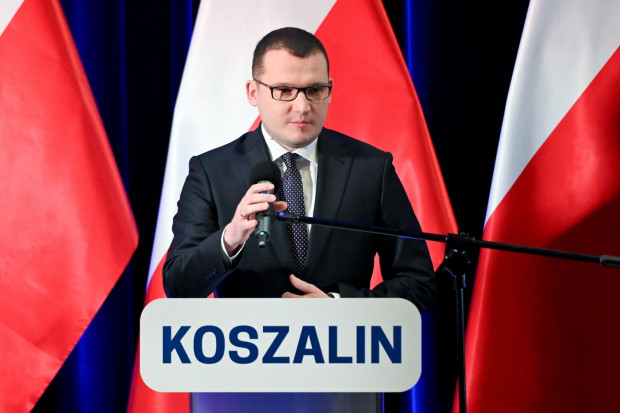 Wiceszef MSWiA Paweł Szefernaker. (Fot. PAP/Marcin Bielecki)