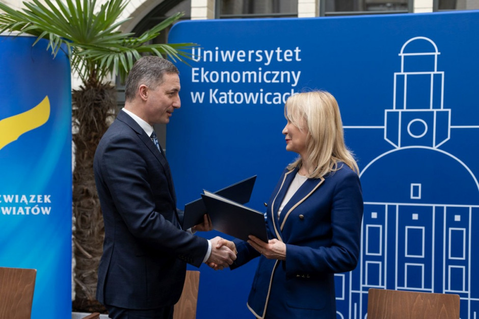 Umowa między ŚZGiP i UE Katowice pozwoli między innymi lepiej wykształcić przyszłych pracowników samorządu (fot. UE Katowice)