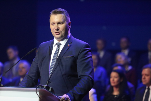 Czarnek oprowadził zagranicznych ministrów edukacji po Młynie Wiedzy (fot. gov.pl)