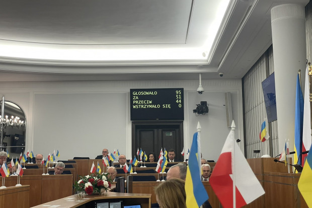 Senat podjął w środę uchwałę o odrzuceniu nowelizacji ustawy Kodeks wyborczy (fot. twitter.com/KrzysztofBrejza)