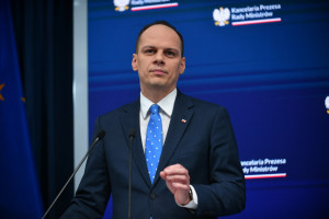 Wiceminister infrastruktury Rafał Weber (fot. PAP/Marcin Obara)