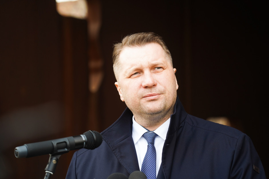 Minister Czarnek: 13 mln zł na rozbudowę szkoły w Prawiednikach