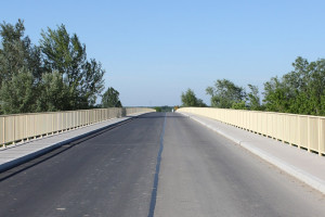 Pierwszy etap modernizacji mostu dobiegł końca w 2017 r., teraz sfinalizowano drugi (Fot. radomysl.pl)