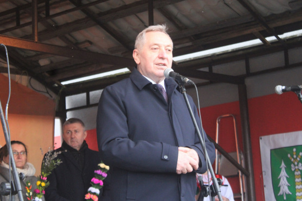 Henryk Kowalczyk zrezygnował z funkcji ministra rolnictwa i rozwoju wsi (fot. TT/Henryk Kowalczyk)