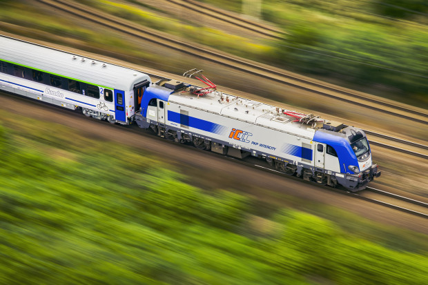 PKP Intercity w okresie 5-11 kwietnia wzmocnił 290 pociągów dodatkowymi 435 wagonami (fot. intercity.pl)