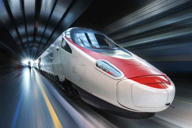 CPK chce inwestować nie tylko w lotnisko czy tory, ale także w szybkie pociągi (fot. shutterstock)