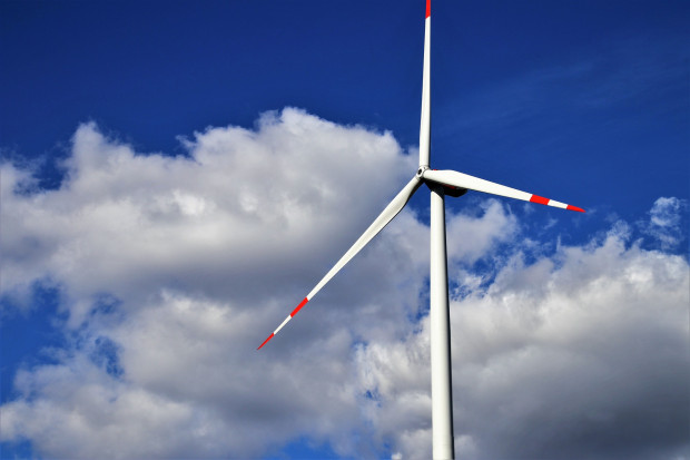 Na terenie gminy Wądroże Wielkie uruchomiony zostanie Park Wiatrowy o mocy 17.5 MW (fot. pixabay)