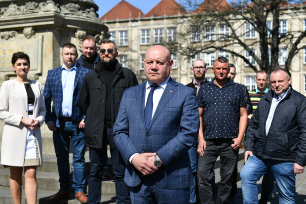 Były przewodniczący okręgu gdyńsko-słupskiego Solidarnej Polski Andrzej Kobylarz odchodzi z partii (Fot. PAP/Adam Warżawa)