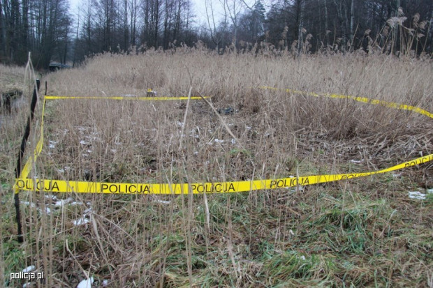 Na miejscu znalezienia szczątków obiektu powietrznego nie znaleziono śladów eksplozji i materiałów wybuchowych (zdjęcie ilustracyjne, fot. policja.pl)