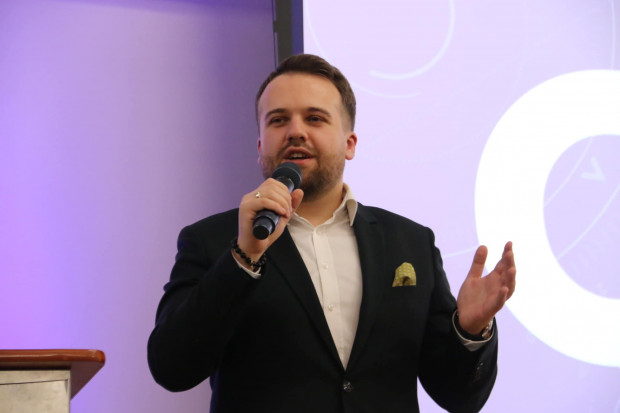 Spory w Zjednoczonej Prawicy szkodzą mieszkańcom polskich miast i gmin - uważa Marek Materek (fot. facebook.com/Ruch Marka Materka)