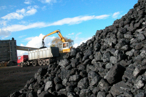 Jakość węgla, który trafia m.in. do gospodarstw domowych, nadal będzie poza kontrolą (Fot. PTWP)