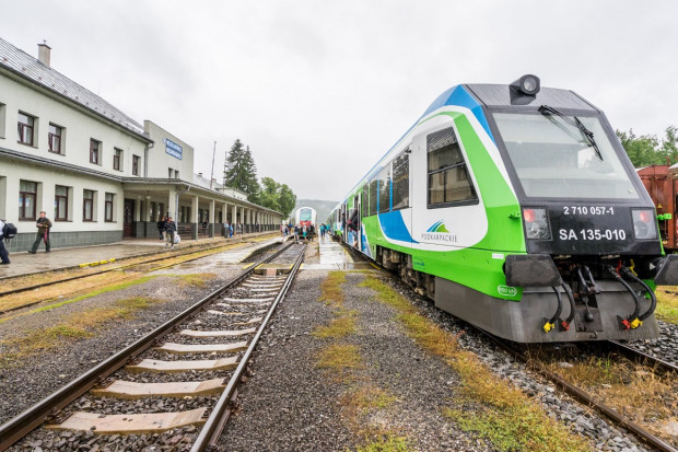 Zarządowi województwa podkarpackiego dobrze współpracuje się przy realizacji połączeń kolejowych ze spółką Polregio (Fot. podkarpackie.pl)