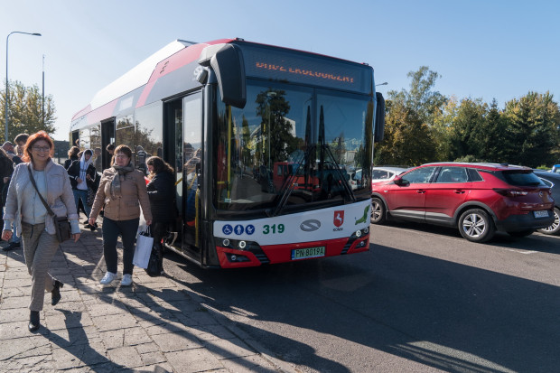W konkursie autobusowym można ubiegać się o zakup także autobusów wodorowych. Na zdjęciu: pierwszy w Polsce autobus z takim napędem w Koninie. Fot. UM Konin