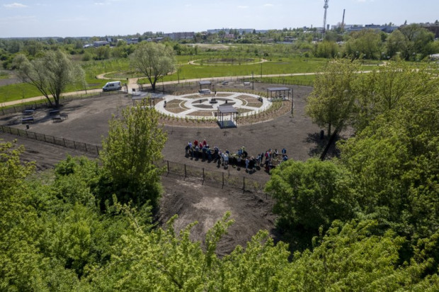 Ogród powstał w Miejskim Parku Ojców im. Wacława Pikusa przy ul. Augustiańskiej (fot.UMCiechanów)