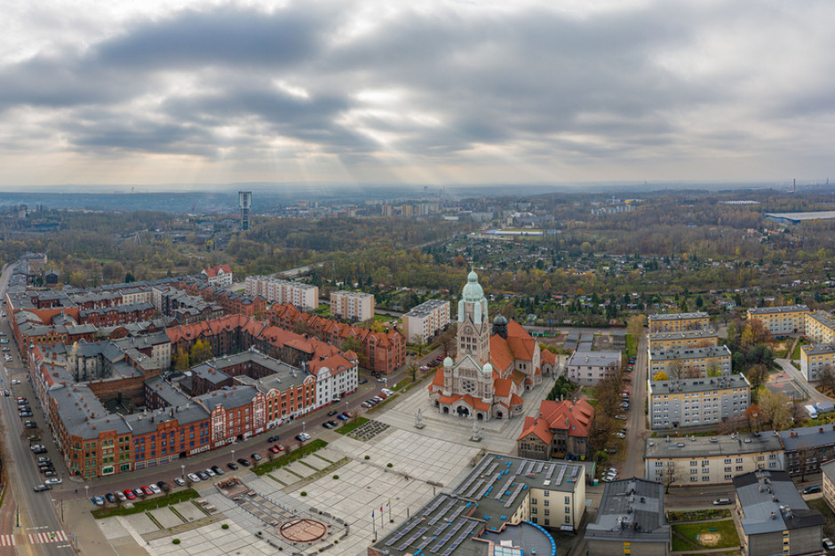 Ruda Śląska transformuje się od 30 lat. Ten proces ciągle trwa (fot. shutterstock)