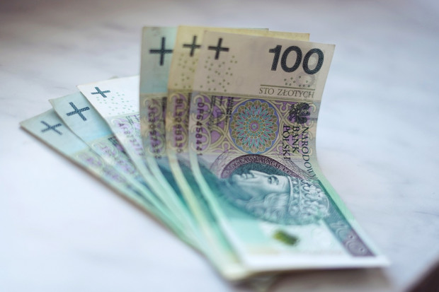 Ministerstwo Finansów przewiduje, że nowy system zminimalizuje wpłaty samorządów na tzw. "janosikowe" (fot. Pixabay)