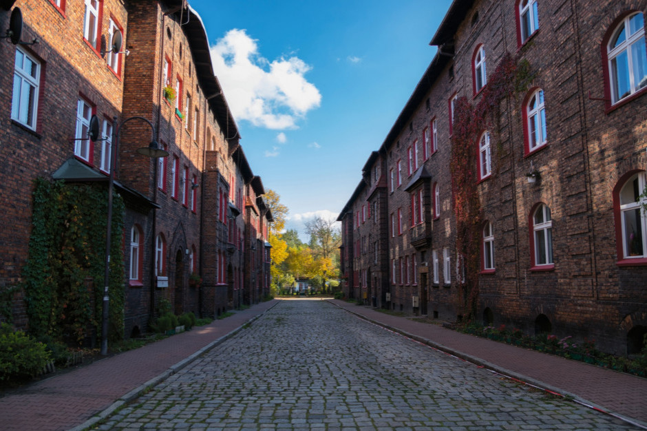 Na zdjęciu katowicki Nikiszowiec (Fot. Shutterstock.com) Na zdjęciu katowicki Nikiszowiec (Fot. Shutterstock.com)