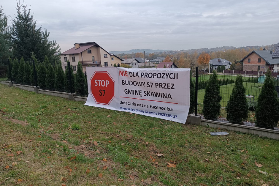 W Skawinie pojawiły się banery zachęcające do podpisania petycji (fot. UM Skawina)