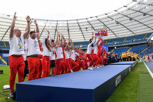 Polska reprezentacja lekkoatletyczna wywalczyła srebrny medal Drużynowych Mistrzostw Europy. Niestety Stadion Śląski świecił pustkami (Fot. Stadion Śląski)
